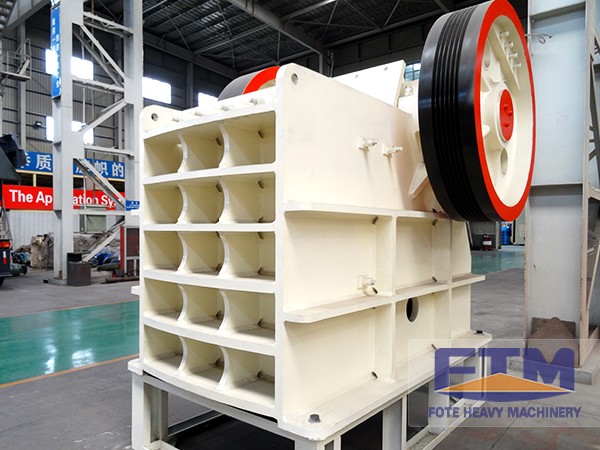 New-Type PE Jaw Stone Crusher